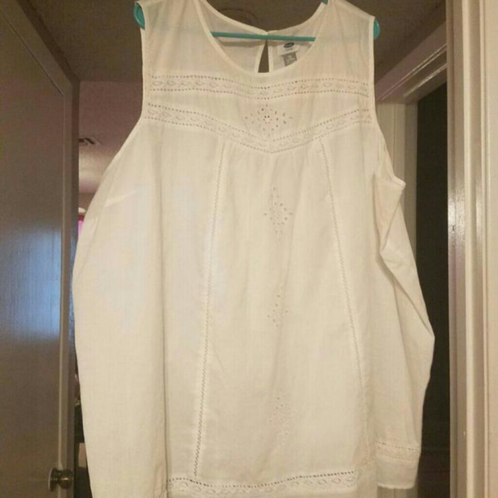 Old Navy Sleeveless Top